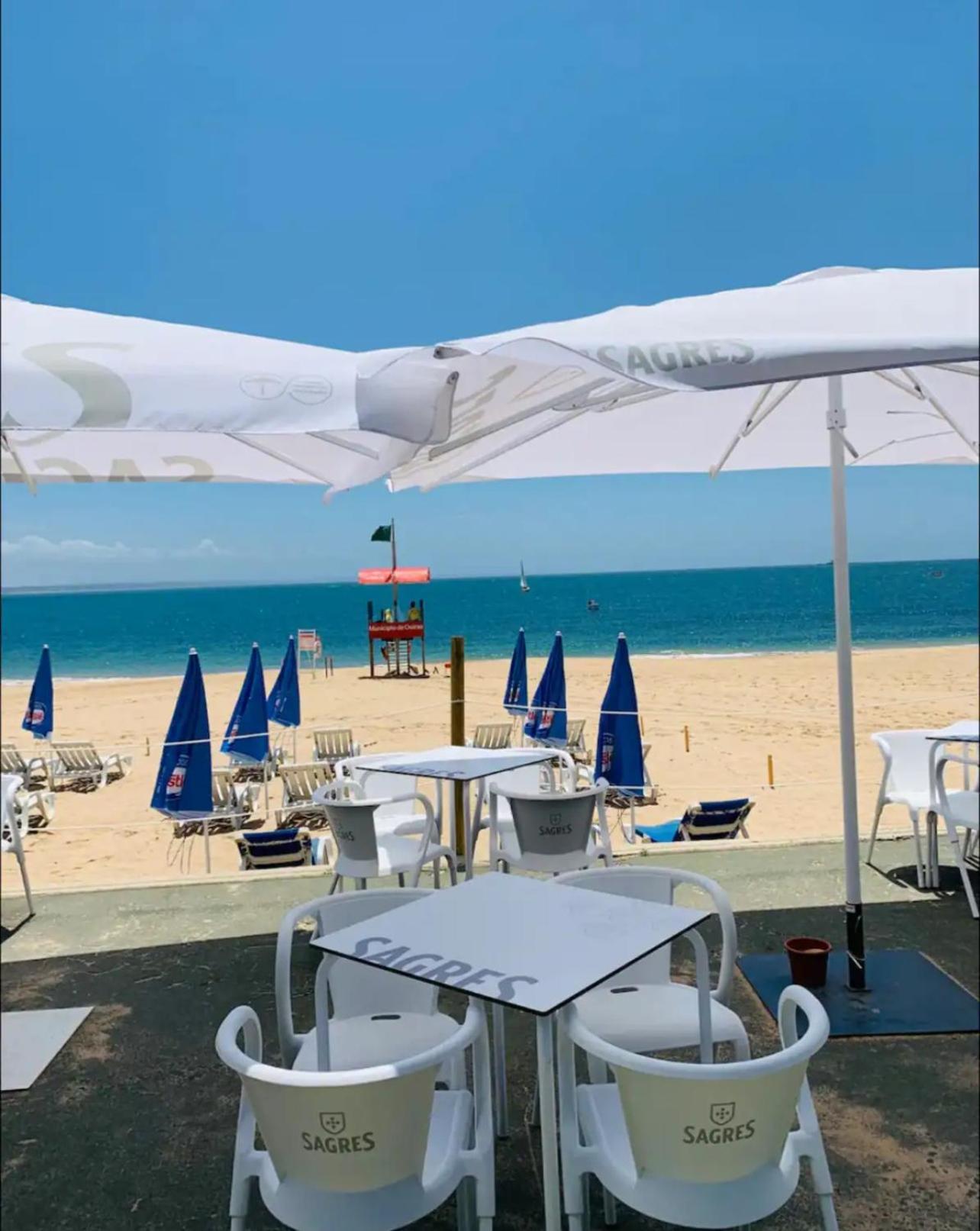 Sea View Apartment & 4 Minutes Walk To The Beach Пасу-де-Аркуш Экстерьер фото